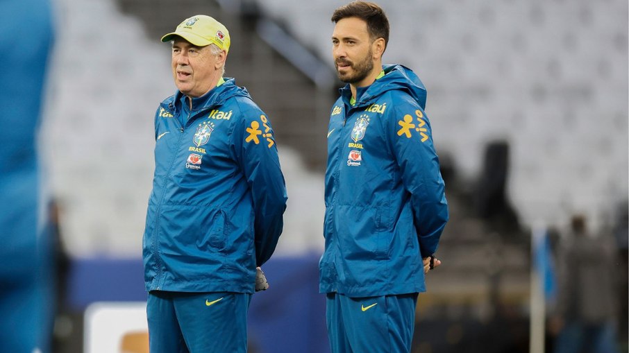 Novo treinador na área! Botafogo anuncia Davide Ancelotti Novo treinador na área! Botafogo anuncia Davide Ancelotti