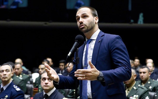 O deputado Eduardo Bolsonaro está nos Estados Unidos desde o início deste ano O deputado Eduardo Bolsonaro está nos Estados Unidos desde o início deste ano