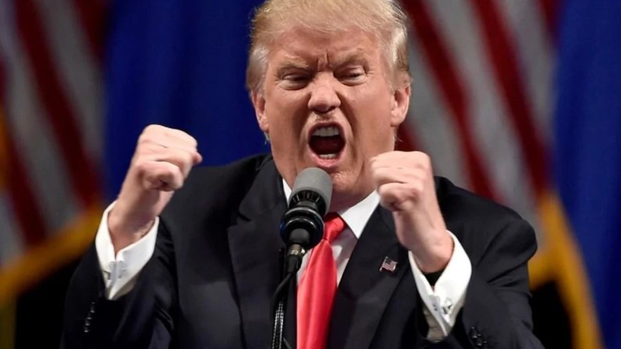 Outros levantamentos nacionais, como os realizados pelo The New York Times e Real Clear Politics, registraram aprovação de Trump na faixa de 44% a 45,5%