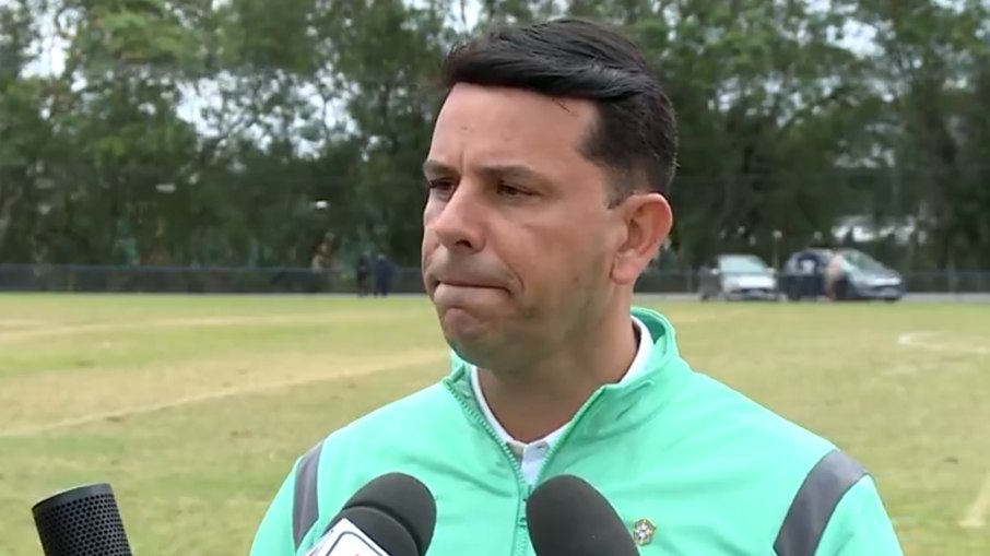 Rodrigo Cintra, chefe de arbitragem da CBF, se pronuncia após polêmica Rodrigo Cintra, chefe de arbitragem da CBF, se pronuncia após polêmica