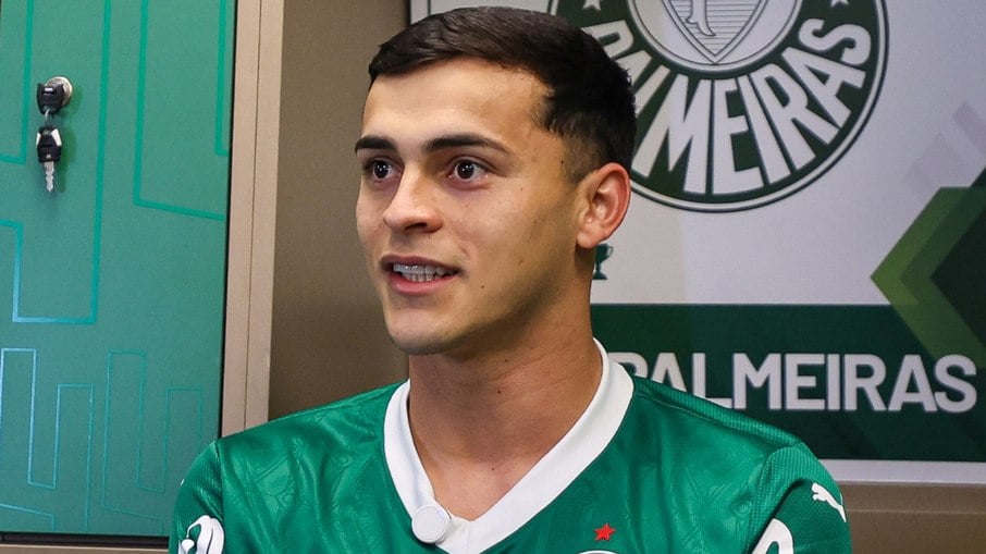 Reforços não rendem, e Palmeiras aposta alto mais uma vez Reforços não rendem, e Palmeiras aposta alto mais uma vez