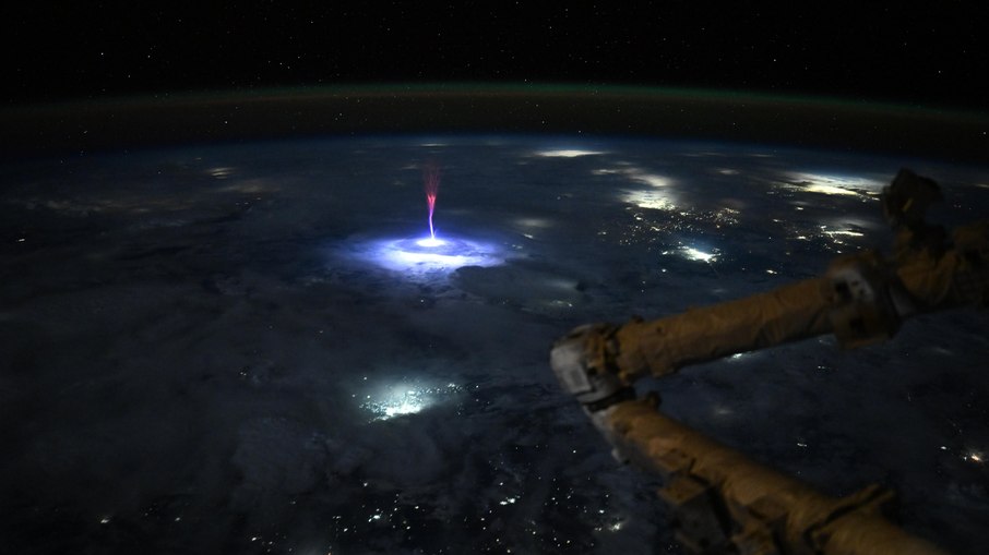 Fenômeno raro é captado do espaço por astronauta da NASA