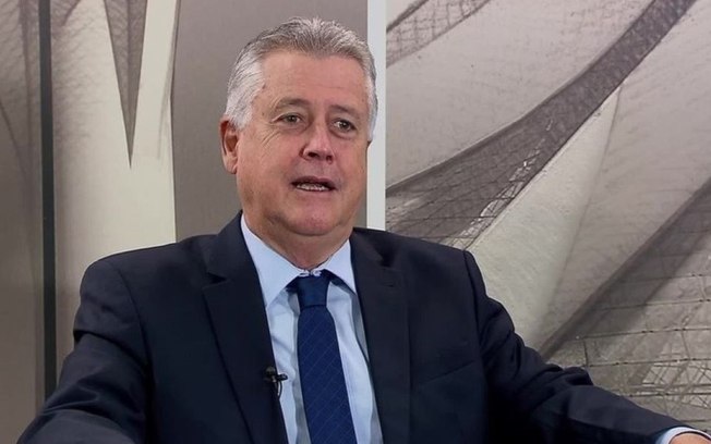 Diplomado pelo TRE-DF, Rollemberg já deixou ministério de Lula, mas não aparece no site da Câmara