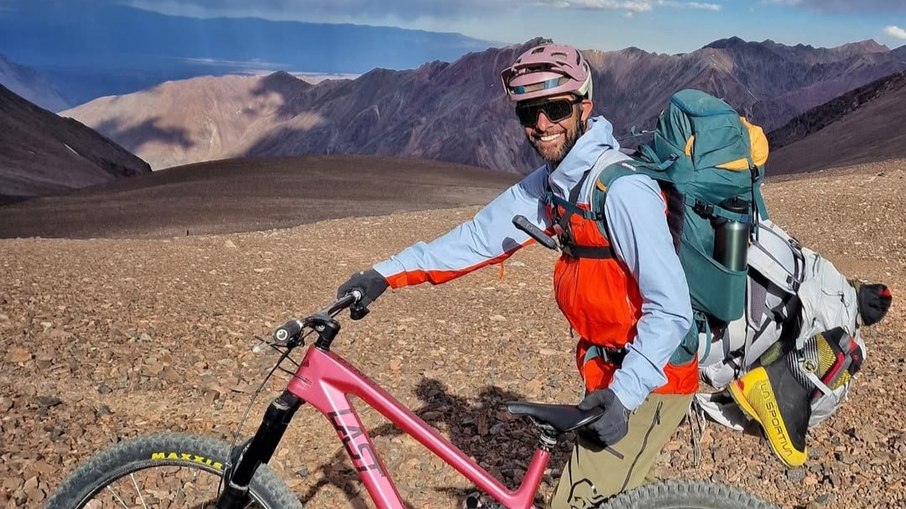 Andreas Tonelli somava mais de 100 mil seguidores nas redes sociais