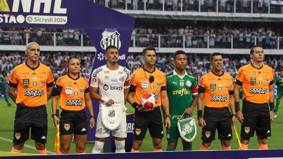 Santistas reclamam do Palmeiras por jogo adiado Santistas reclamam do Palmeiras por jogo adiado