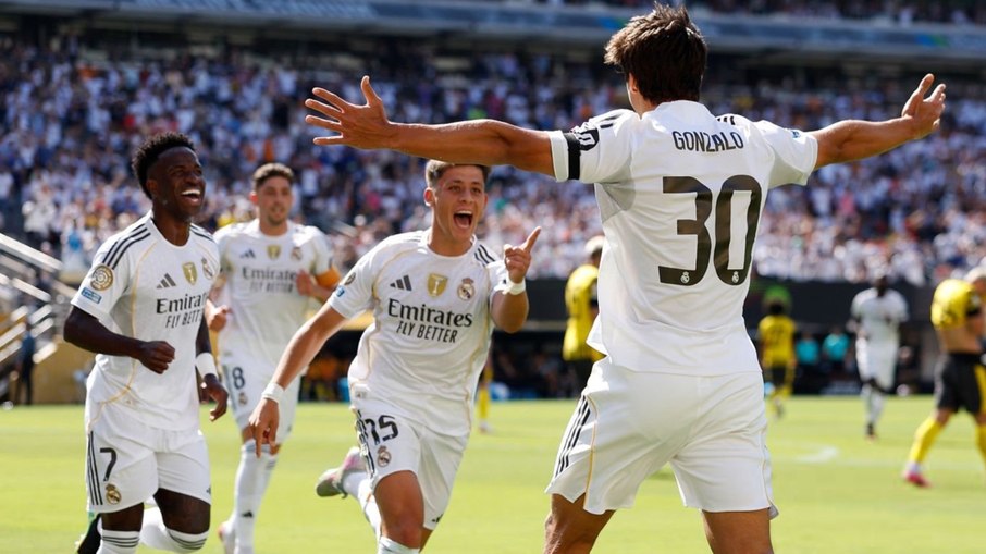 Real Madrid despacha Borussia e vai encarar o PSG Real Madrid despacha Borussia e vai encarar o PSG
