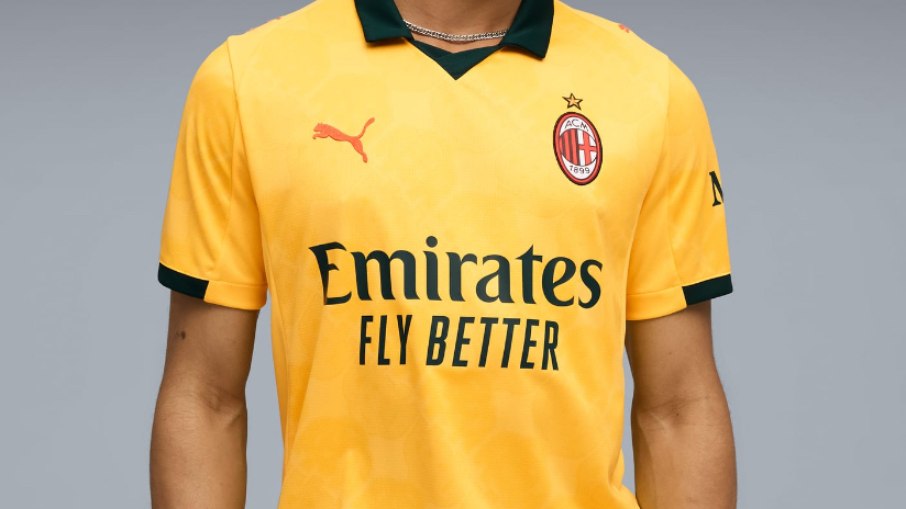 Camiseta verde amarelo do Milan