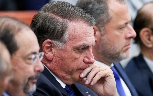 Bolsonaro cancela agenda de quarta-feira (2) após passar mal novamente