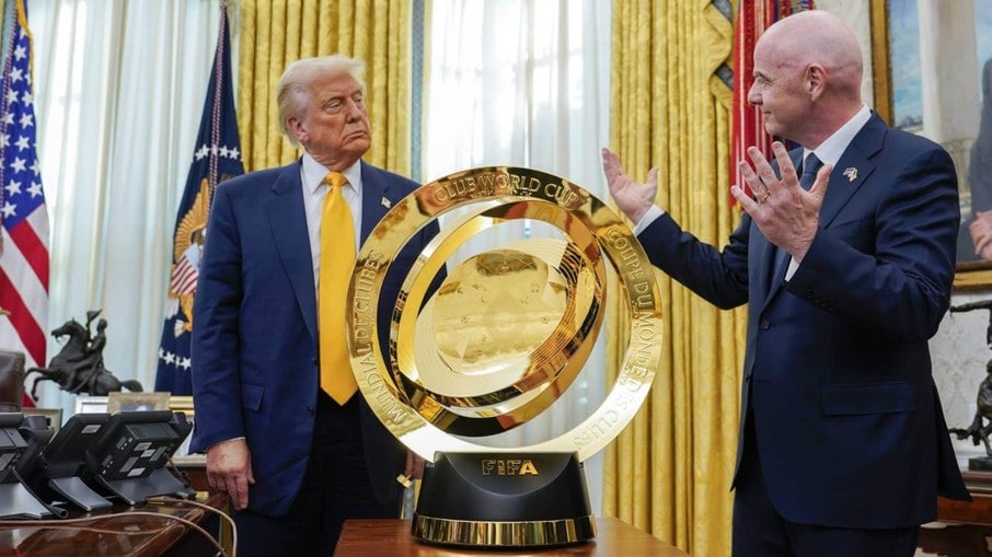 Trump e Infantino estreitaram a relação durante a Copa do Mundo de Clubes Trump e Infantino estreitaram a relação durante a Copa do Mundo de Clubes