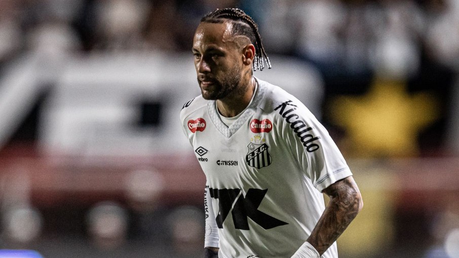 Organizada pressiona diretoria e mantém postura crítica a Neymar Organizada pressiona diretoria e mantém postura crítica a Neymar