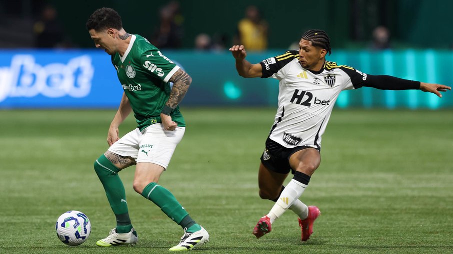 De volta? Torcida do Palmeiras repercute atrito entre Rony e Galo De volta? Torcida do Palmeiras repercute atrito entre Rony e Galo