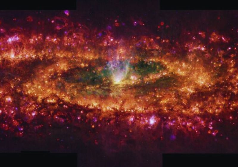 Astrônomos conseguem capturar novas cores nunca vistas antes na Galáxia; vídeo Astrônomos descobriram na Galáxia centenas de novas cores, nunca vistas antes pelo homem. Novos tons incríveis foram capturados pelo telescópio ESO. - Foto: European Southern Observatory (ESO)