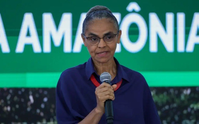 A ministra Marina Silva disse que esta quinta-feira é um “dia de luto” e chamou o licenciamento ambiental aprovado de “retrocesso”