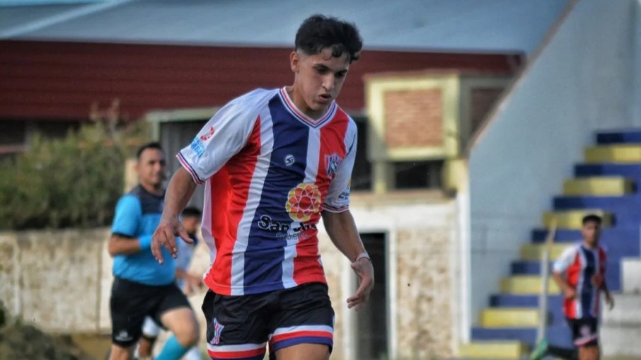 Ronaldo Arias defendia o Sportivo Peñarol