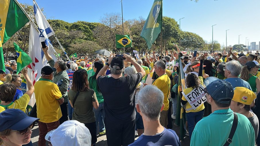 Nas redes sociais e em mensagens enviadas por aplicativos, aliados afirmaram que o ato em Brasília “vai entrar pra história”