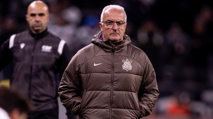 Dorival Jr elogiou a postura do Corinthians no clássico Dorival Jr elogiou a postura do Corinthians no clássico