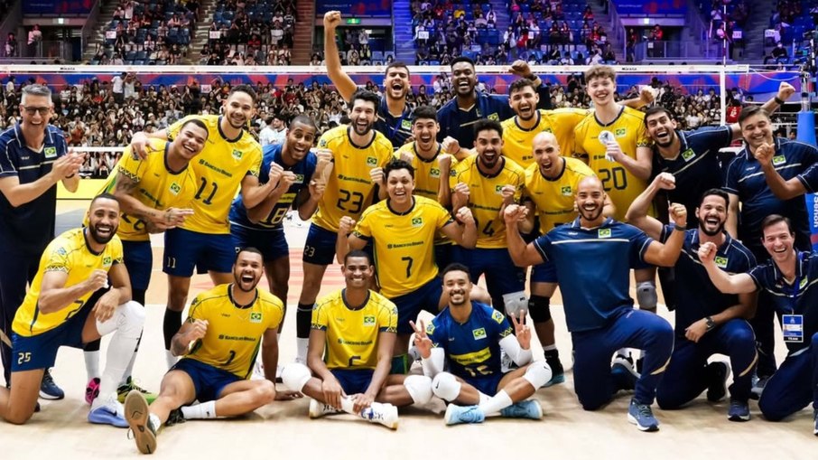 Seleção brasileira masculina de vôlei bate Argentina e encaminha vaga à fase final Seleção brasileira masculina de vôlei bate Argentina e encaminha vaga à fase final