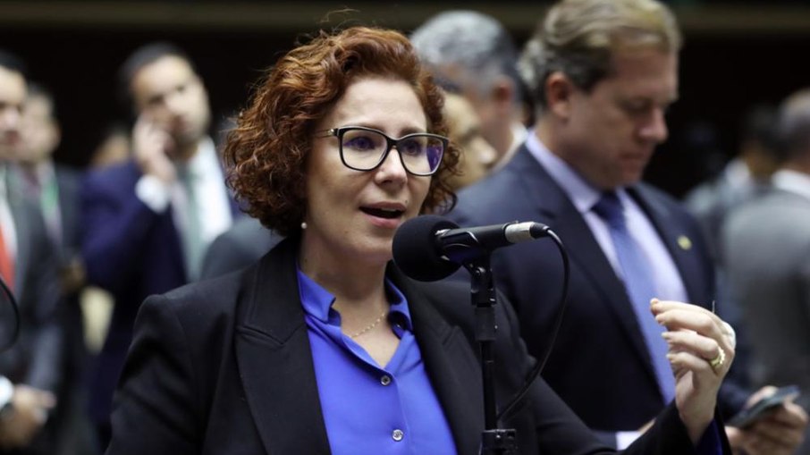 A deputada federal licenciada do PL, Carla Zambelli A deputada federal licenciada do PL, Carla Zambelli