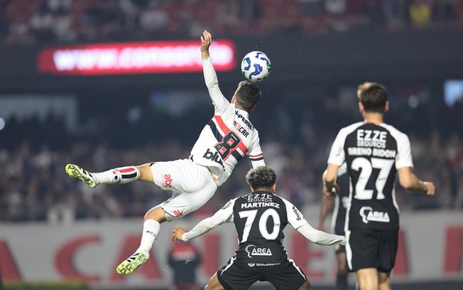São Paulo vai atrás de meia após lesão de Oscar São Paulo vai atrás de meia após lesão de Oscar