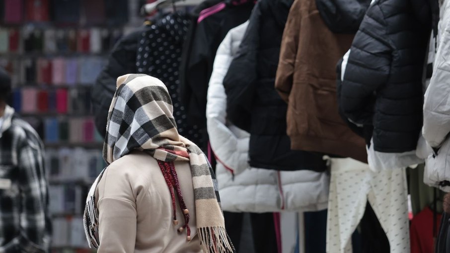 Temperaturas caem em todo país Temperaturas caem em todo país