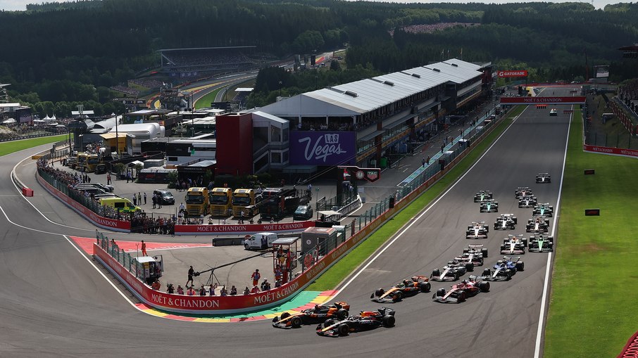 Treino livre do Grande Prêmio de Spa-Francorchamps, na Bélgica Treino livre do Grande Prêmio de Spa-Francorchamps, na Bélgica