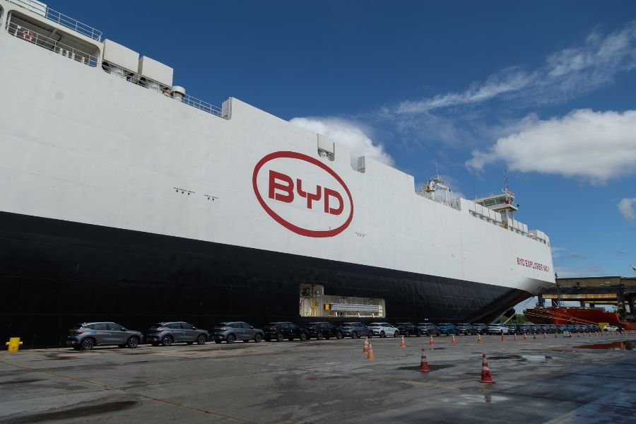 Navio da BYD em Vitória