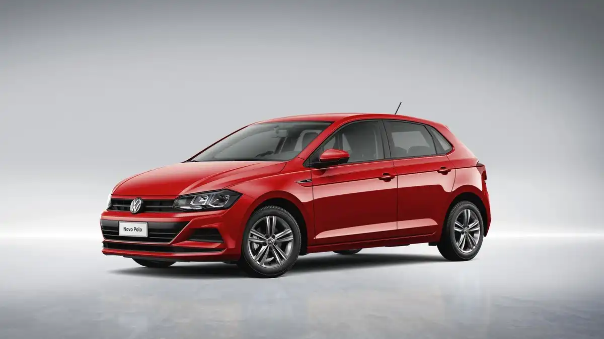 Com o segundo melhor desempenho na cidade, o VW Polo também é um dos mais econômicos na estrada. - Foto: Volkswagen/Divulgação