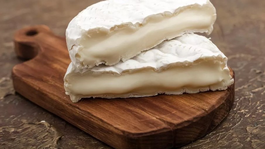 Os sintomas da listeria podem não aparecer até oito semanas após o consumo