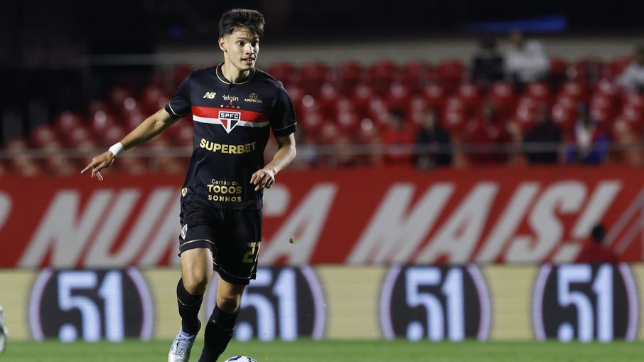 São Paulo sofre transfer ban por dívida na compra de Bobadilla São Paulo sofre transfer ban por dívida na compra de Bobadilla