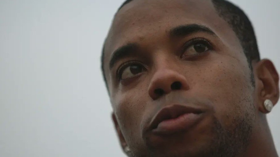 STF retomou, nesta sexta-feira (22), julgamento sobre novo pedido de liberdade de Robinho STF retomou, nesta sexta-feira (22), julgamento sobre novo pedido de liberdade de Robinho