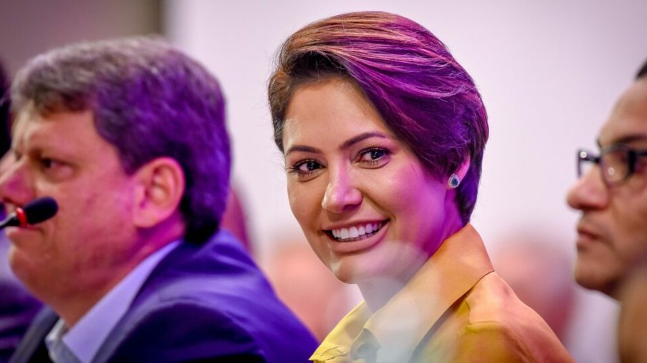 Michelle Bolsonaro (PL Mulher) e Tarcísio de Freitas (Republicanos)