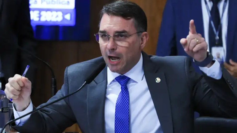 Senador Flávio Bolsonaro (PL-RJ) Senador Flávio Bolsonaro (PL-RJ)