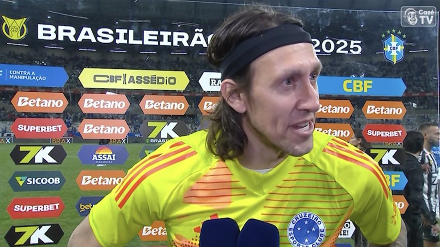 Cássio não escondeu o descontentamento com a arbitragem