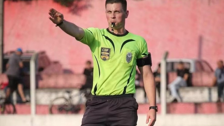Árbitro Lucas Casagrande Árbitro Lucas Casagrande