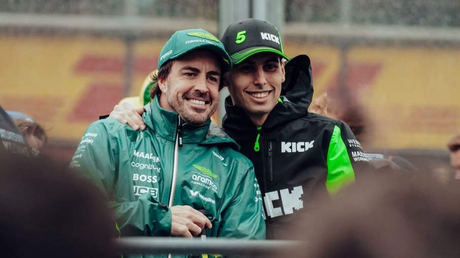 Alonso e Bortoleto são rivais nas pistas, mas amigos fora delas
