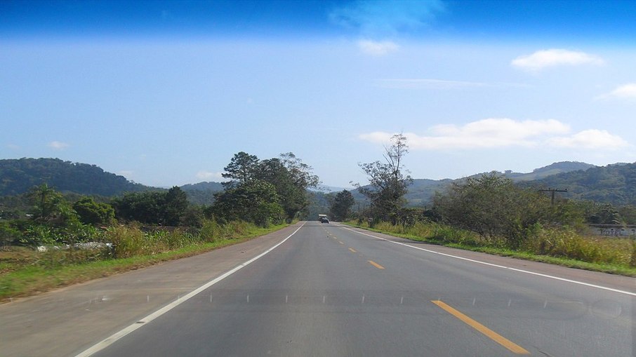 BR-470, em Indaial (SC) BR-470, em Indaial (SC)