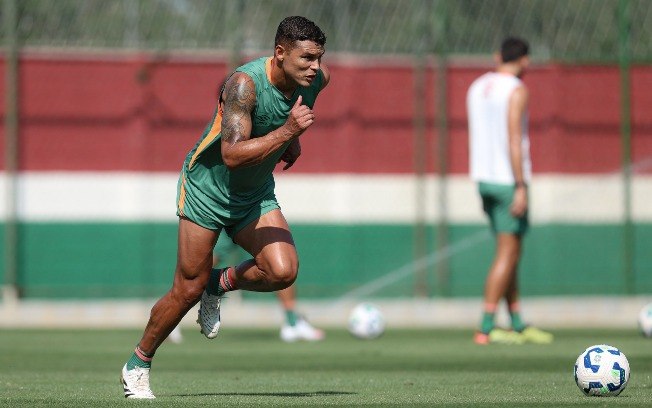 O zagueiro Thiago Silva em treino do Fluminense nesta sexta-feira (22) O zagueiro Thiago Silva em treino do Fluminense nesta sexta-feira (22)