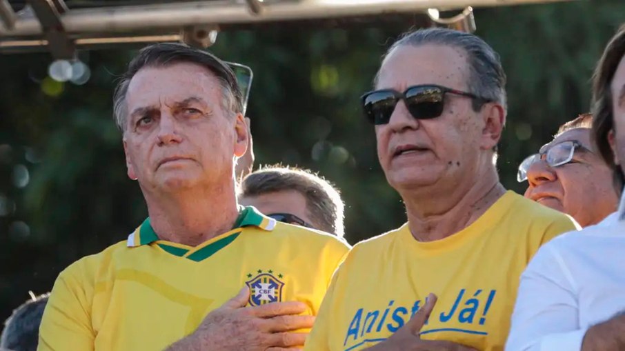 Jair Bolsonaro e Silas Malafaia Jair Bolsonaro e Silas Malafaia