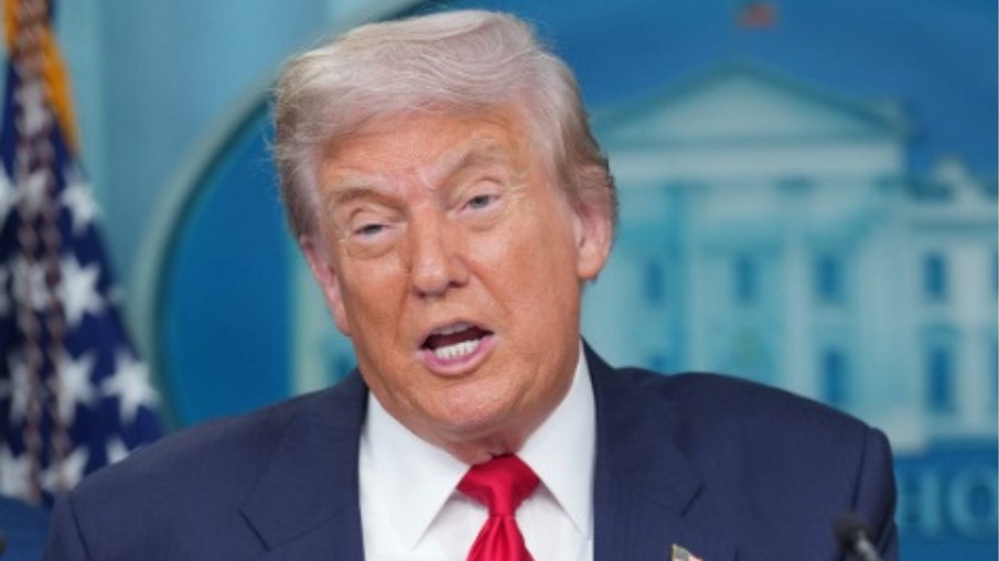 Trump assume polícia de Washington e envia 800 militares