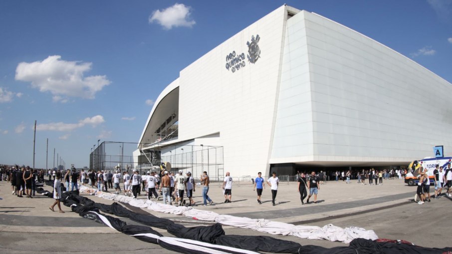 Corinthians estuda novo contrato para naming rights da arena