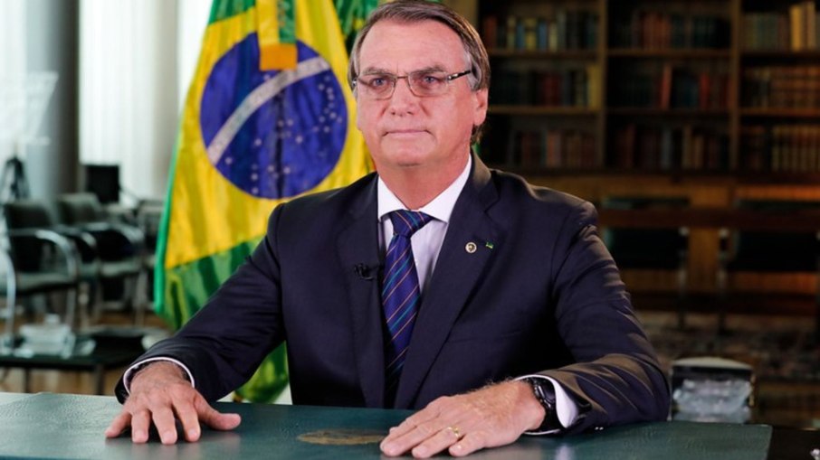 Jair Bolsonaro, ex-presidente do Brasil, terá que ficar preso em seu domicílio