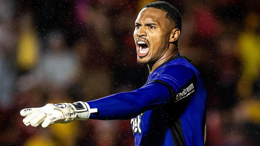 Jhon é titular incontestável do Botafogo Jhon é titular incontestável do Botafogo