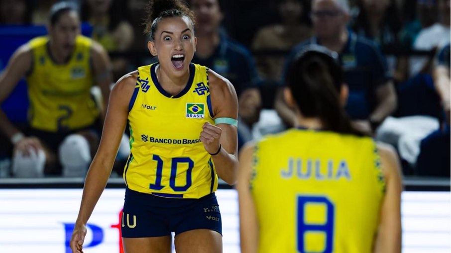 Gabi foi a maior pontuadora da Seleção Brasileira com 18 pontos Gabi foi a maior pontuadora da Seleção Brasileira com 18 pontos