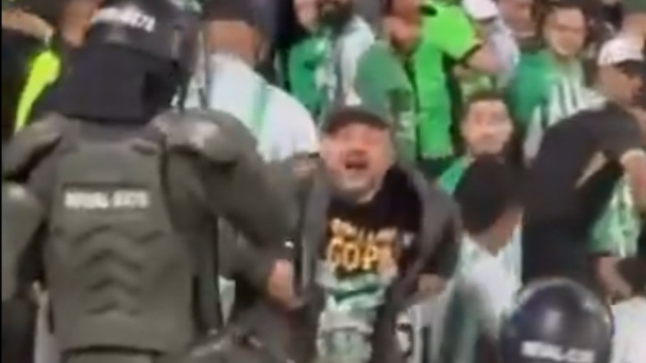 Torcedores do São Paulo denunciam racismo em jogo da Libertadores