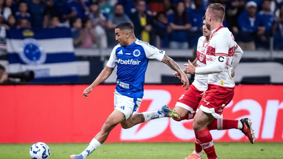 CRB e Cruzeiro definem o último classificado às quartas de final da Copa do Brasil