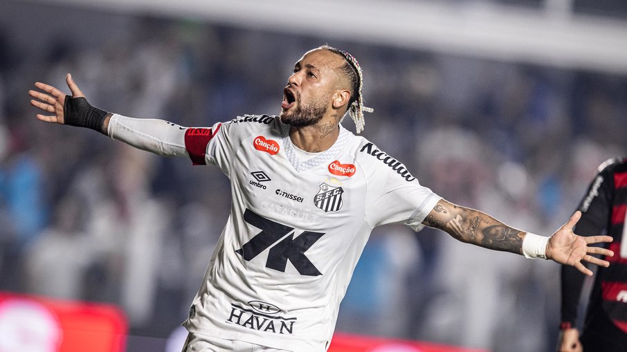 Neymar comemora gol da vitória sobre o Flamengo, na Vila Belmiro