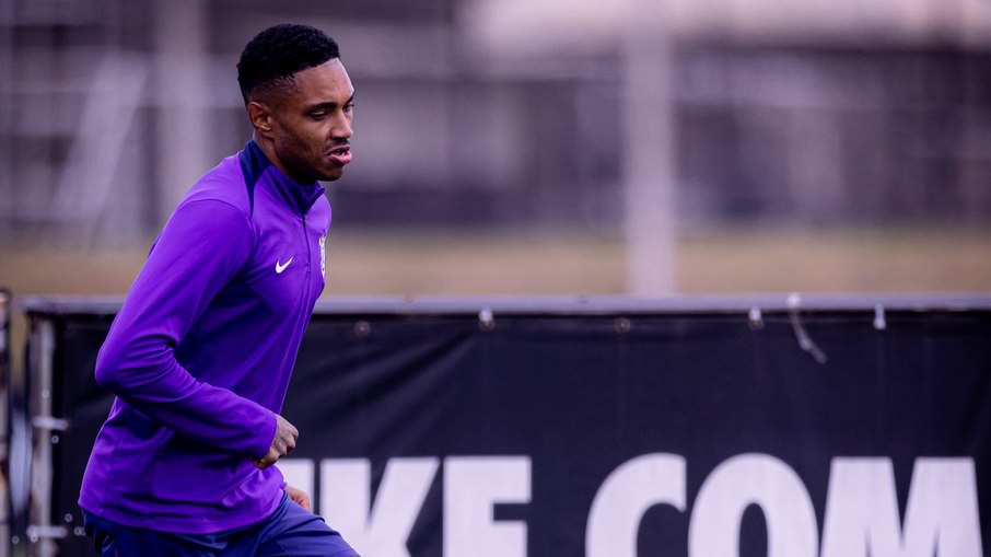 Quando estreia? Vitinho dá pista em apresentação no Corinthians Quando estreia? Vitinho dá pista em apresentação no Corinthians