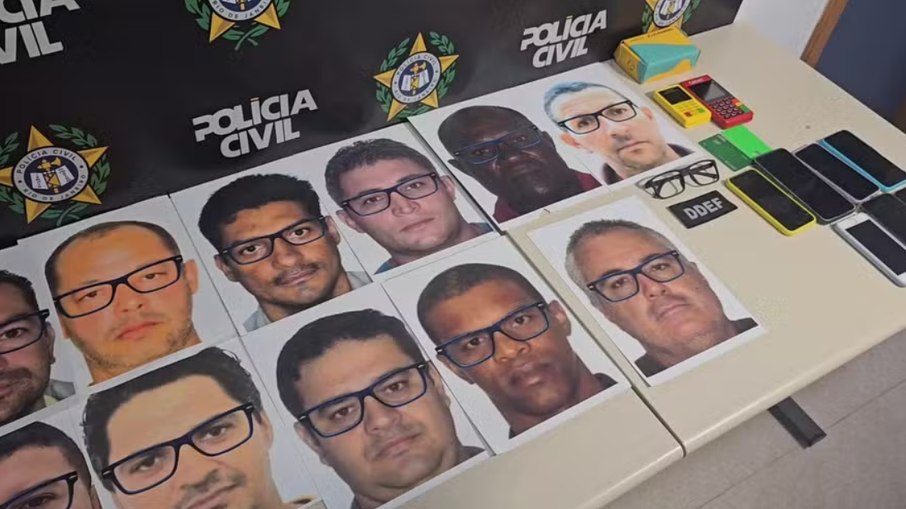 Imagens falsas utilizadas por golpistas Imagens falsas utilizadas por golpistas