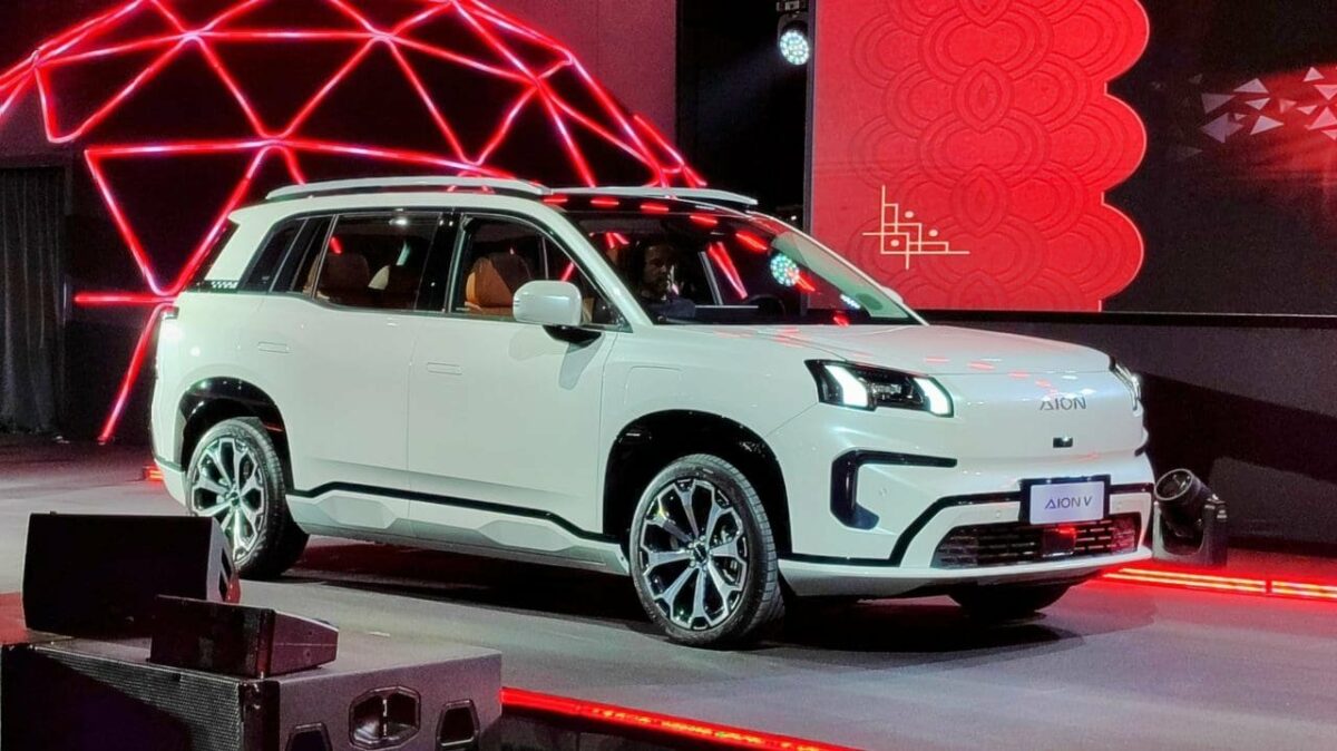 GAC Aion V