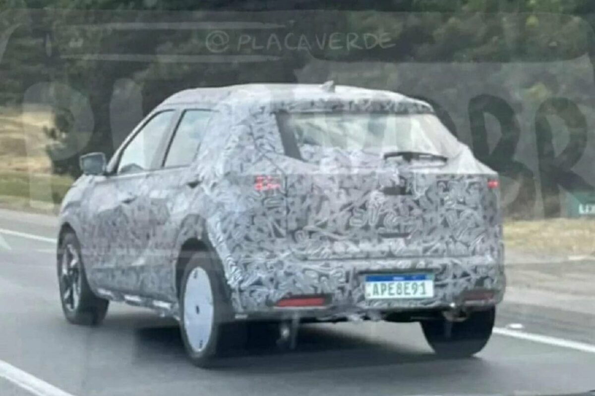 Flagra Nissan Kait - Foto: reprodução/Placa Verde no Instagram